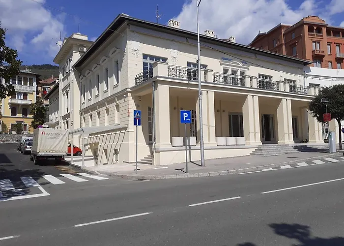 Apartment Nada Opatija