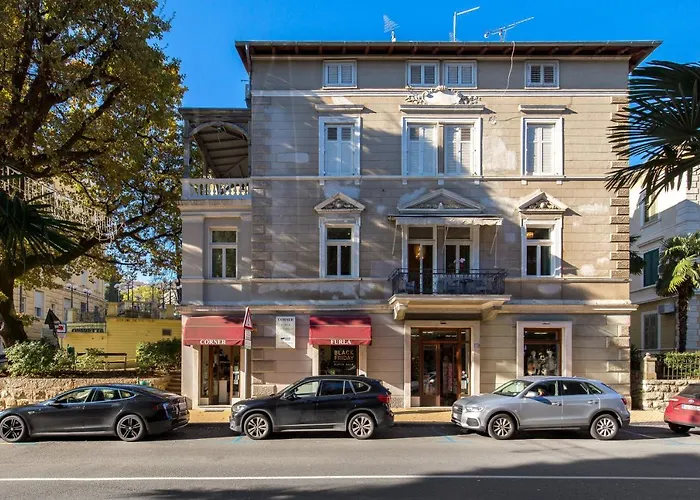 Boutique Villa Sokol Apartments Opatija Center