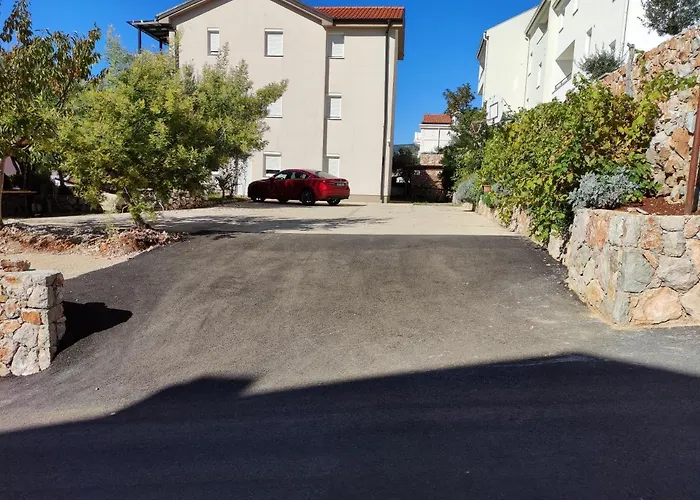 Panorama Sunset Apartments Cres che accetta animali