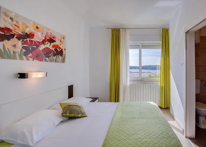 Apartments Juric Rab Town che accetta animali