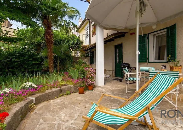 Rona Apartment Secret Garden Opatija acceptant les animaux