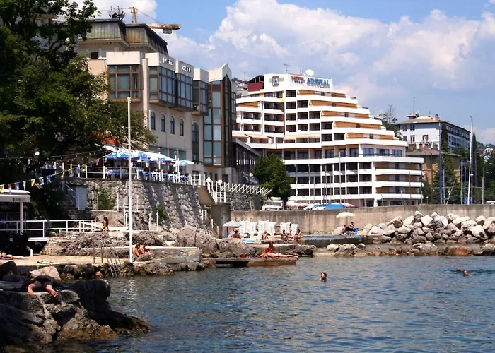 Apartments By The Sea Opatija - 7692 admite animales
