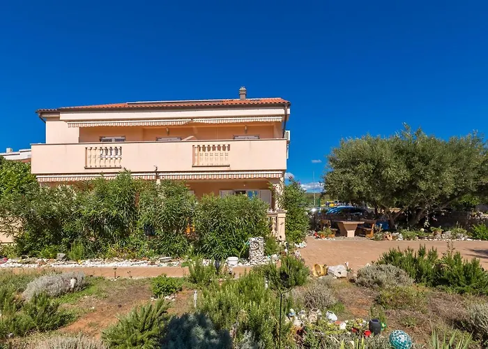 Apartman Ana Krk Town