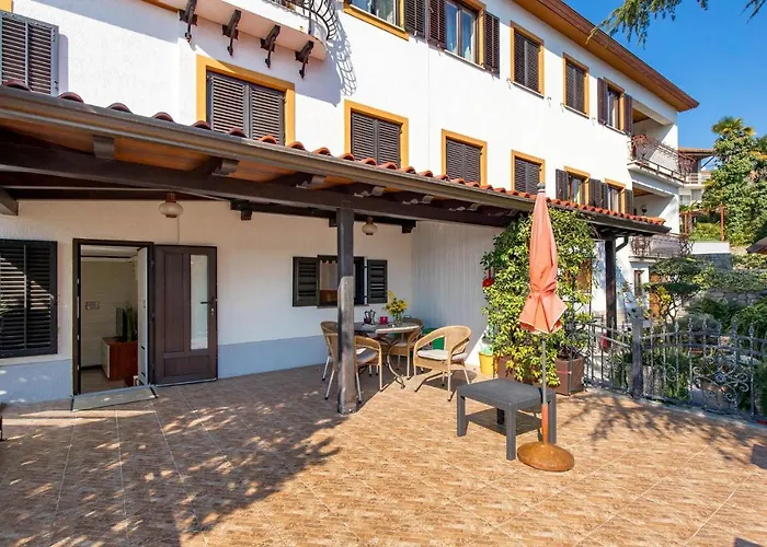 1 Bedroom Pet Friendly Apartment In Opatija