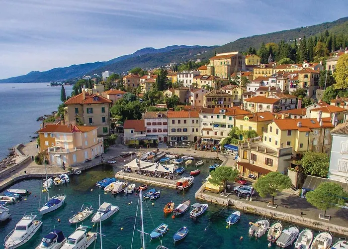 Stunning Home In Opatija With Wifi And 2 Bedrooms