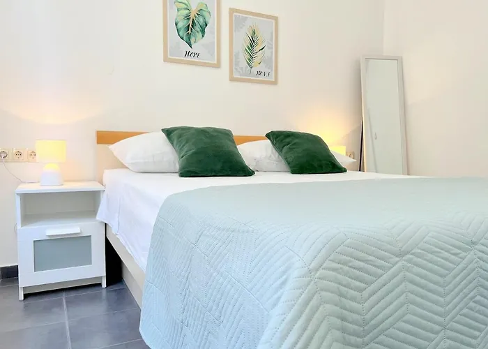 Rab City Apartment Greeny Rab Town