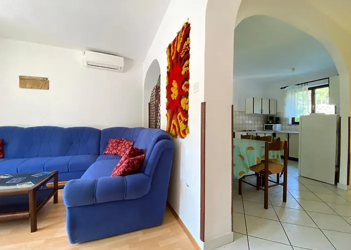 Huisdiervriedelijke Adults Only Apartment Biserka Close To Town Centre Krk Town