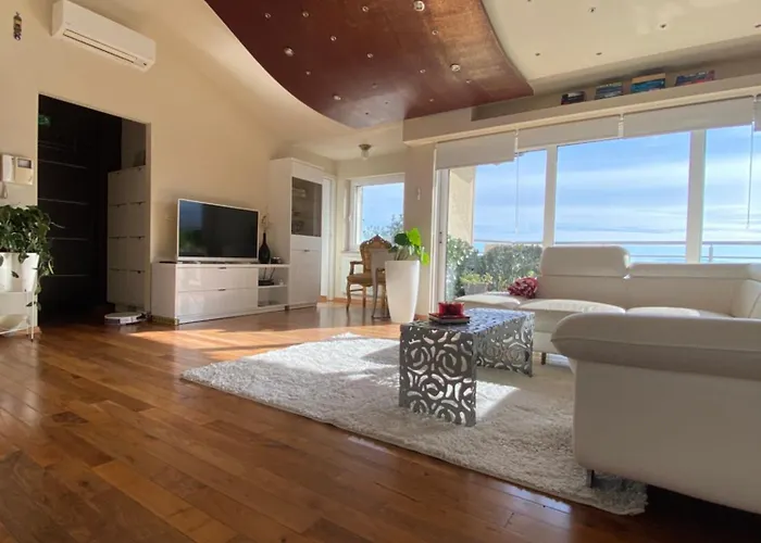 Villa Dinka Vip Apartmani Opatija