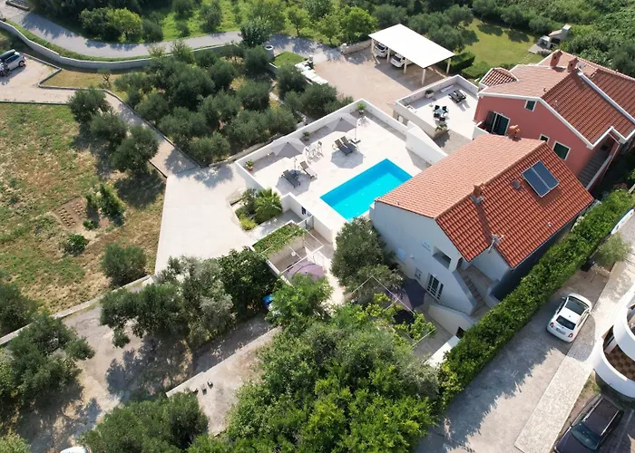 Appartamento Haus Helga Rab Town