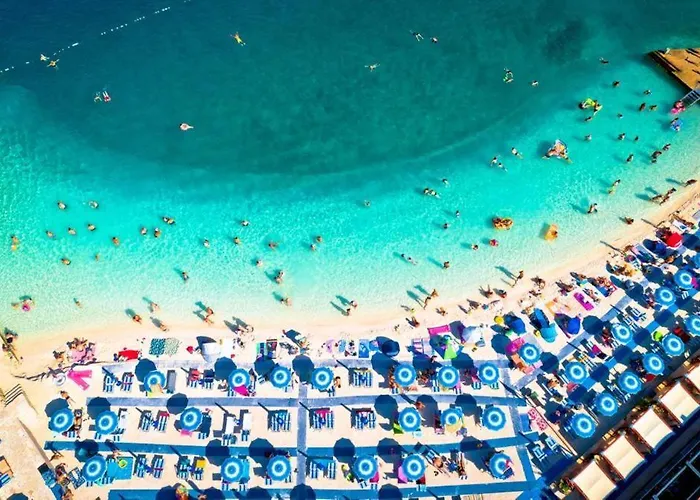 SEA HOUSE pool&jacuzzi, bikes, SUP - PRIVILEGE POINT camping&villas Selce