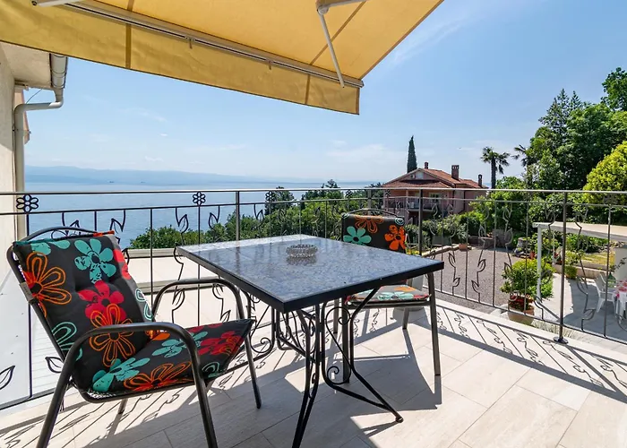 Apartments By The Sea Medveja, Opatija - 7720 Laurana che accetta animali