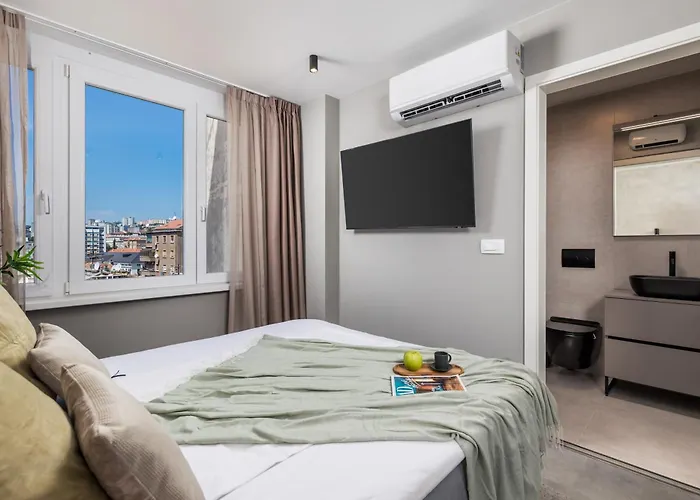 Rijeka hotels near Trsatske Stube