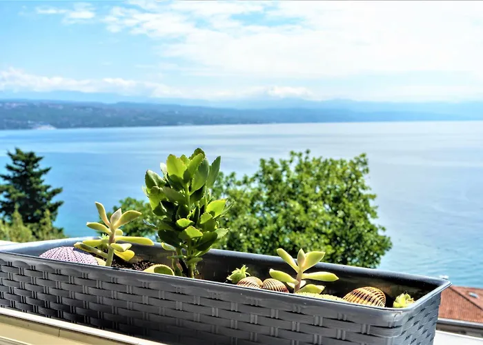 Apartment Near Beach With Sea View - Free Parking Opatija