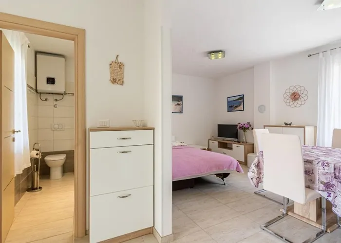 Apartment Mici 2 Cres