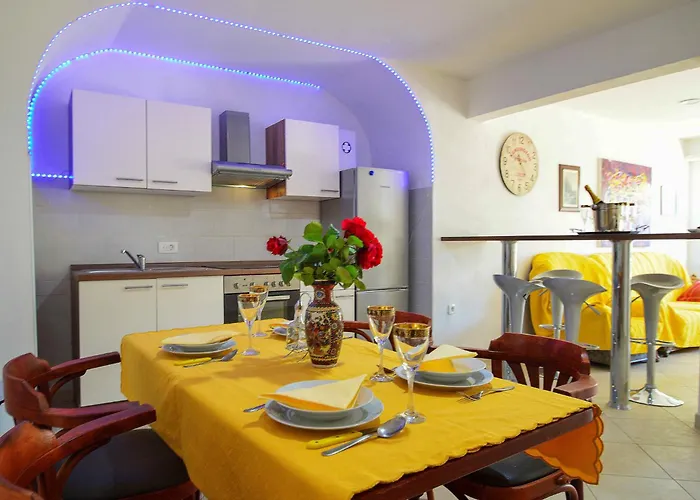 Huisdiervriedelijke Apartment Andrea By Interhome Opatija
