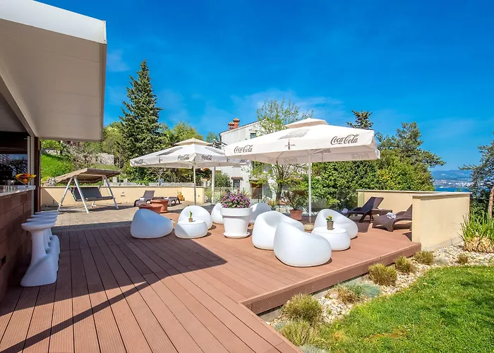 Villa Nada Lovran Mit Golfplatz