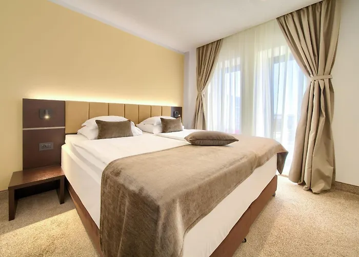 Hotel Marina Krk Town
