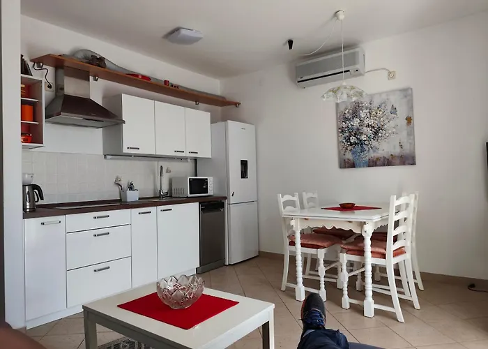 Apartman Leana Krk Town