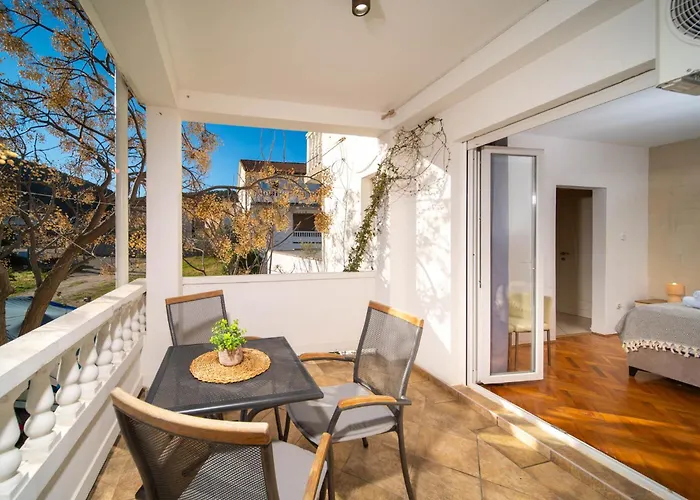 Apartments Gurman Supetarska Draga