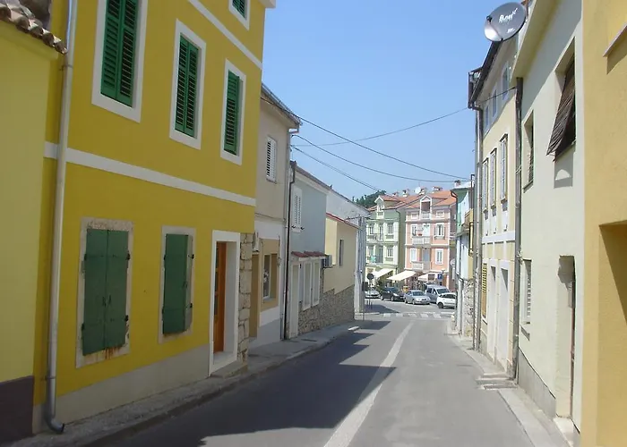 Apartments Kuca Grsko Selce