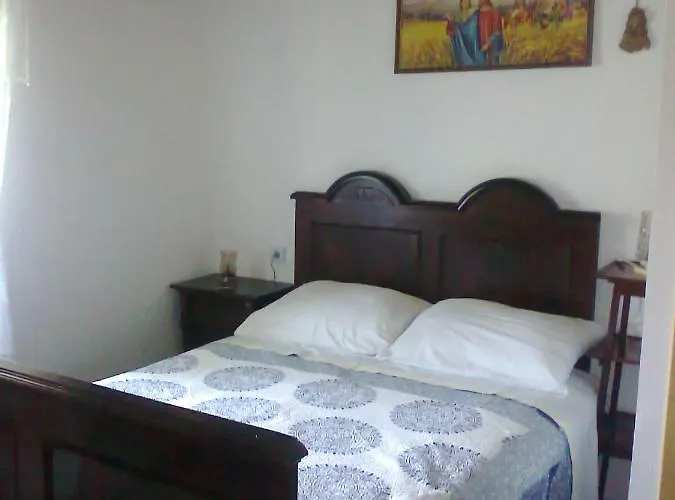 Hotel vicino a Centar Za Odrzivi Razvoj Gerbin