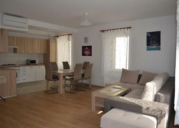 Apartment Michael Krk Town