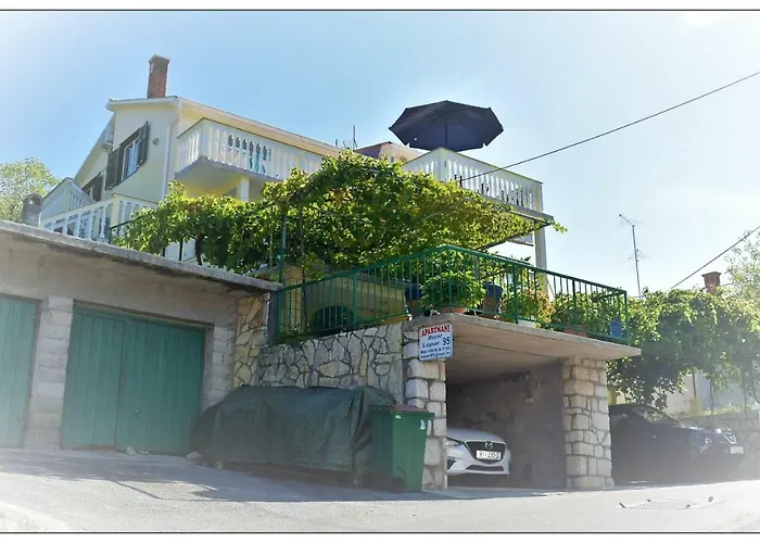 Apartments Boric Lopar