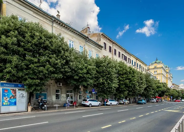 Apartments Carpathia Fiume