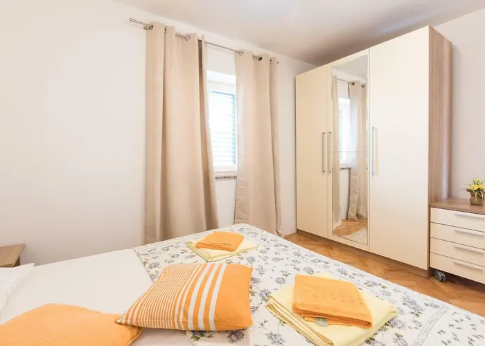 Holiday Home Punat