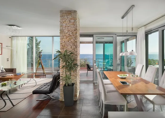 Villa Arentz - Front Sea Apartments Opatija