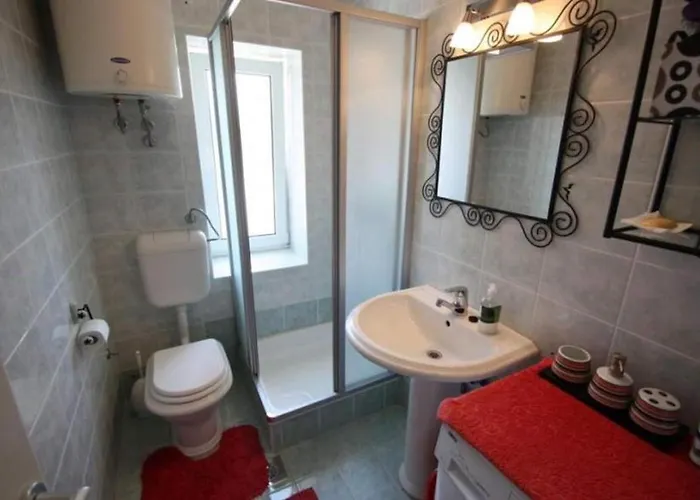 Apartment In Crikvenica 14218 che accetta animali